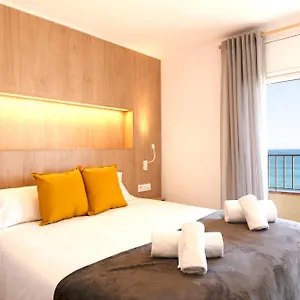  Apartment Primera Linea Torre Valentina